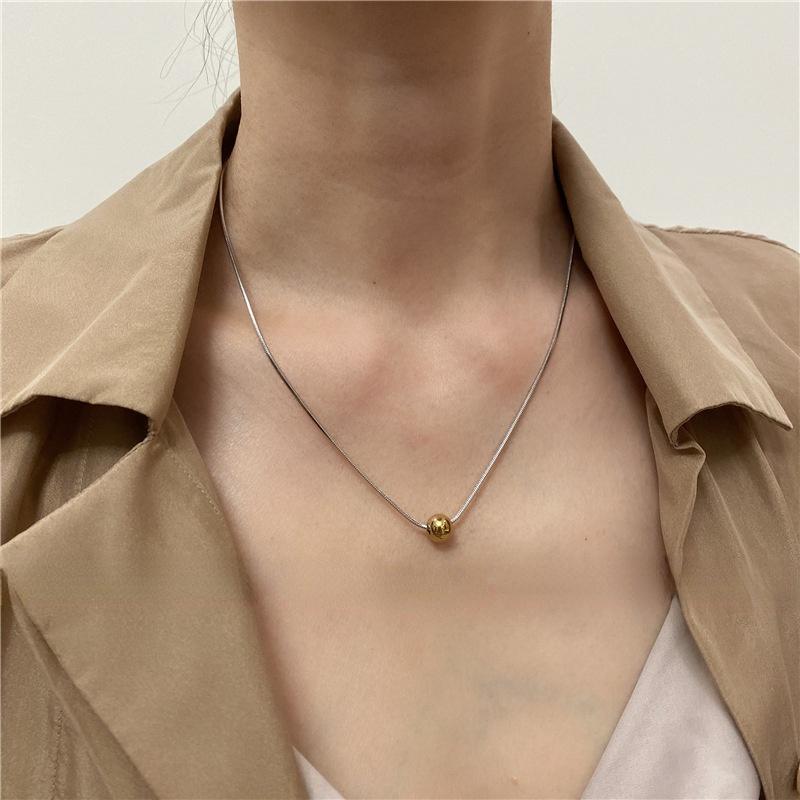 Pendant Necklaces U-Magical Statement Beads Necklace For Women Temperament Contrast Color Gold Silver Metallic Jewellery
Pendant Necklaces U-Magical Statement Beads Necklace For Women Temperament Contrast Color Gold Silver Metallic Jewellery