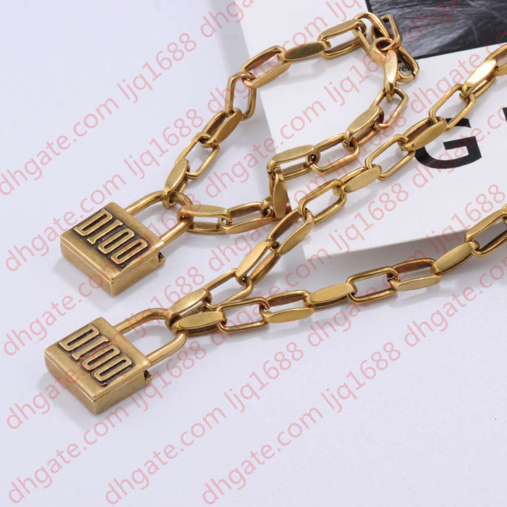2020CD home lock necklace female Dijia Internet celebrity small exaggerated hip hop chain small lock bracelet, Black
2020CD home lock necklace female Dijia Internet celebrity small exaggerated hip hop chain small lock bracelet, Black