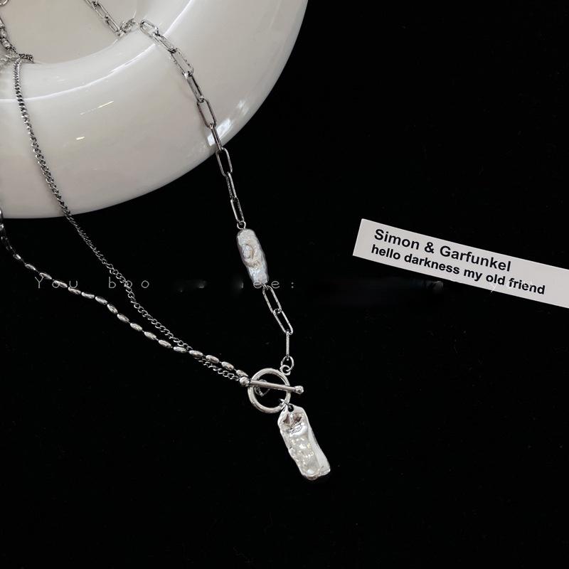 Pendant Necklaces Origin Summer Hiphop Asymmetric Irregular Pearls Titanium Steel Necklace For Women Simple OT Clasp Jewelry
Pendant Necklaces Origin Summer Hiphop Asymmetric Irregular Pearls Titanium Steel Necklace For Women Simple OT Clasp Jewelry