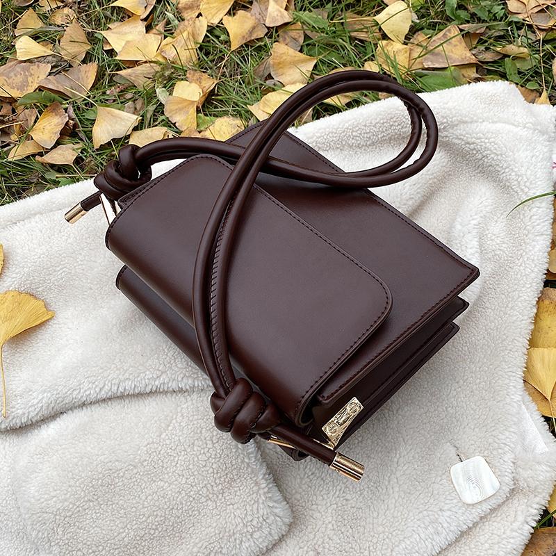 2021 Casual Retro Women Shoulder Bags Designer Female Handbags Luxury Pu Leather Crossbody Messenger Bag Large Purse, Black
2021 Casual Retro Women Shoulder Bags Designer Female Handbags Luxury Pu Leather Crossbody Messenger Bag Large Purse, Black