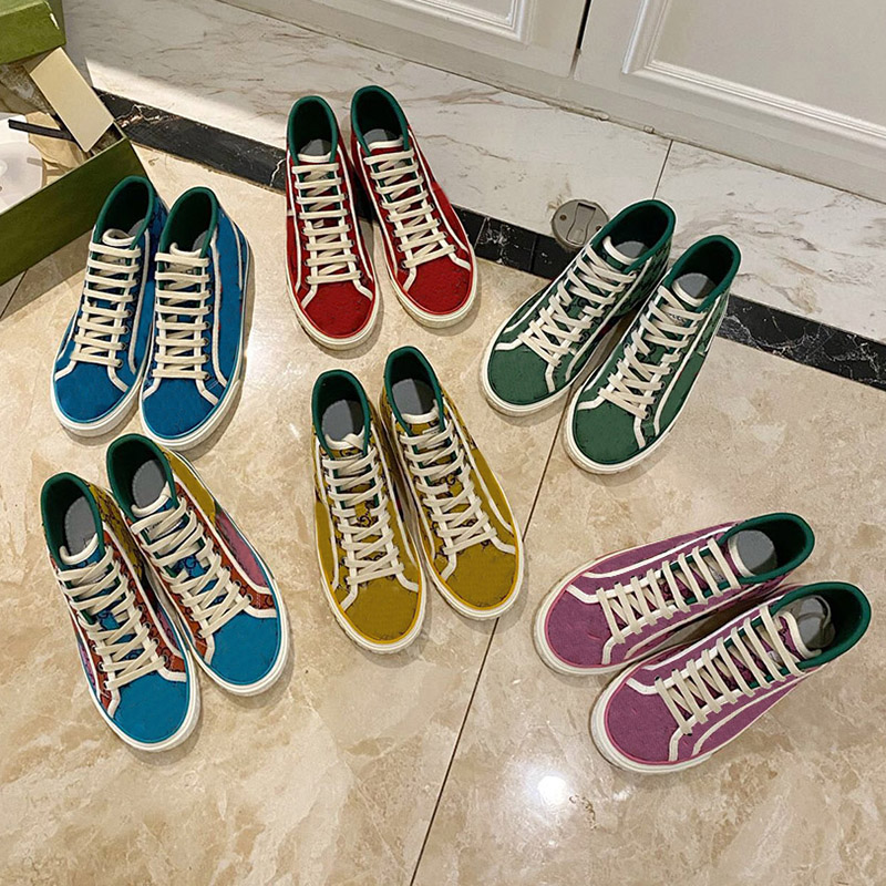 Designers Canvas Sneakers Shoes Tennis 1977 Run Away With Beige Blue Washed Jacquard Denim Ace Rubber Sole Embroidered Vintage Casual For Men Women, Color 5
Designers Canvas Sneakers Shoes Tennis 1977 Run Away With Beige Blue Washed Jacquard Denim Ace Rubber Sole Embroidered Vintage Casual For Men Women, Color 5