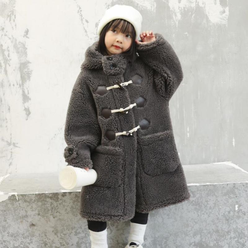Jackets 2022 Winter Real Fur Lambswool Coat Children Sheep Shearing Warm Outerwear Granules Cashmere Jacket For Boys Girls A667, Blue;gray
Jackets 2022 Winter Real Fur Lambswool Coat Children Sheep Shearing Warm Outerwear Granules Cashmere Jacket For Boys Girls A667, Blue;gray