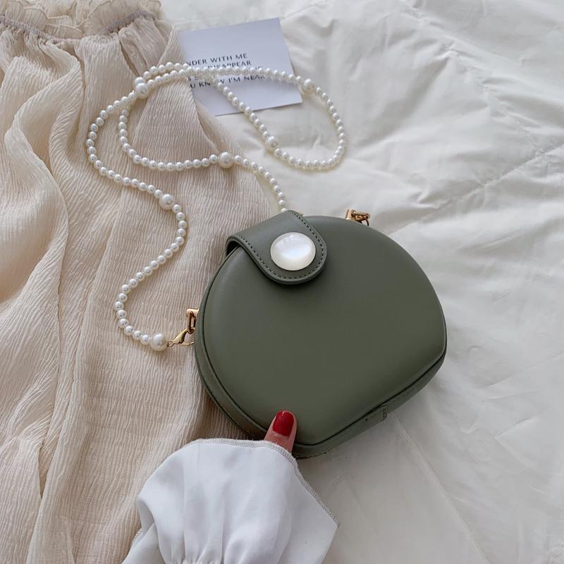 Portable Messenger Bag Female 2021 Wild Women's Bag Textured Messenger Pearl Fashion Small Round, Black
Portable Messenger Bag Female 2021 Wild Women's Bag Textured Messenger Pearl Fashion Small Round, Black