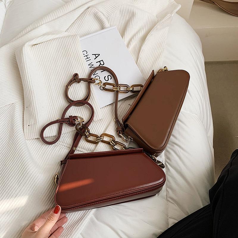 2021 New Messenger Bag Fashion Soft Leather Underarm Bag Shoulder Messenger Simple And Versatile Atmosphere, Black
2021 New Messenger Bag Fashion Soft Leather Underarm Bag Shoulder Messenger Simple And Versatile Atmosphere, Black