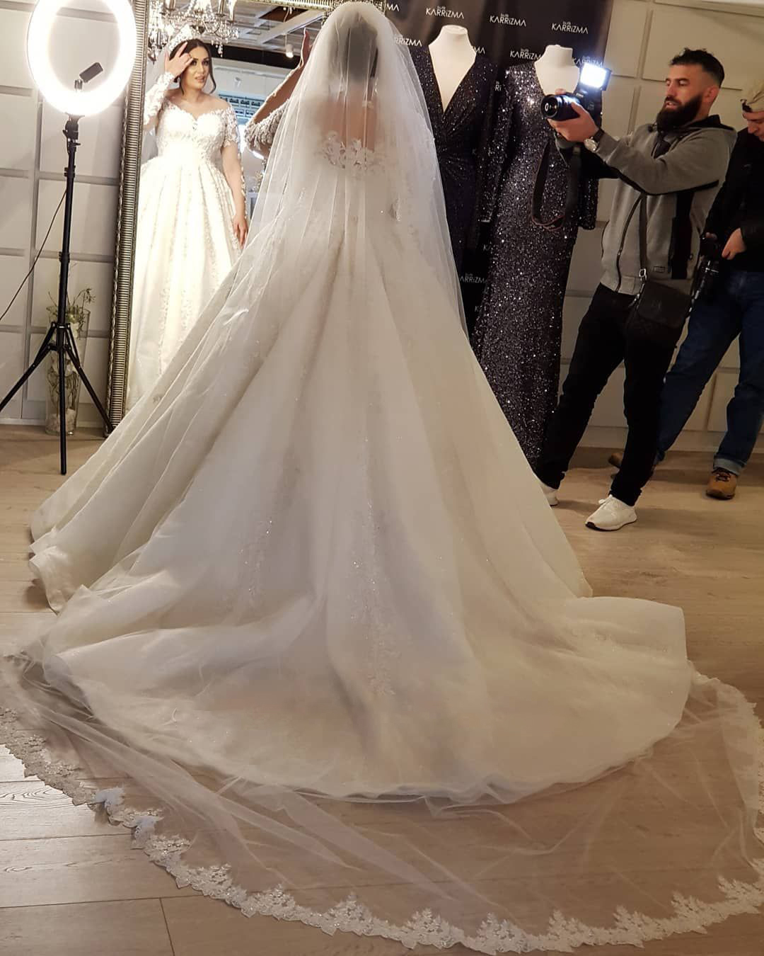 Classic Sweetheart Ball Gown Wedding Dresses Race Appliqued Long-sleeve Real Picture Wedding Dress Custom Made Vestidos De Novia New design dress