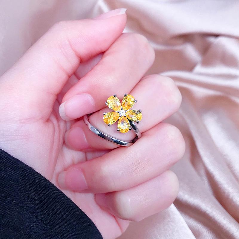 Earrings & Necklace Trendy Delicate Silver Plated Little Daisy Pendant Rings For Women Shine CZ Stone Inlay Fashion Jewelry Sets Party Gift
Earrings & Necklace Trendy Delicate Silver Plated Little Daisy Pendant Rings For Women Shine CZ Stone Inlay Fashion Jewelry Sets Party Gift