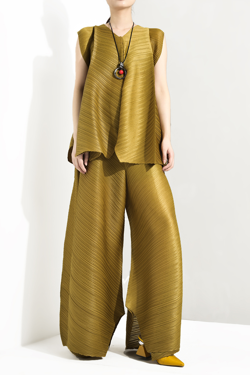 LANMREM Summer Fashion Temperament Women Loose Plus Casual Pleated Sleeveless Vest Loose Wide Leg Pants Suit TC194 210302