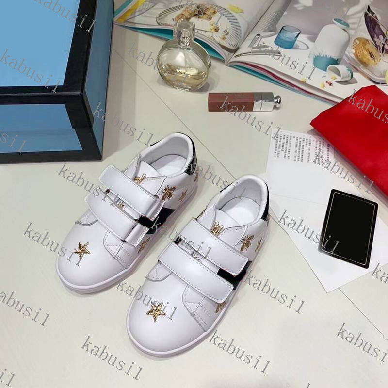 2021 new top designer brand children's shoes boys and girls casual shoes luxury quality comfortable cushioning casual shoes
2021 new top designer brand children's shoes boys and girls casual shoes luxury quality comfortable cushioning casual shoes