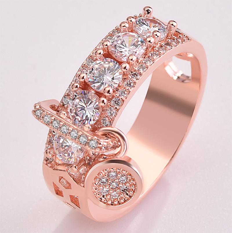 Wedding Rings Fashion Disc Pendant Ring For Women Desige Unique Personality Cubic Zirconia 3 Color Birthday Gifts Jewelry KCR030, Slivery;golden
Wedding Rings Fashion Disc Pendant Ring For Women Desige Unique Personality Cubic Zirconia 3 Color Birthday Gifts Jewelry KCR030, Slivery;golden