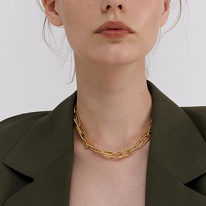 Chains European And American Necklace Women's Plain Collar Clavicle Chain Simple Versatile Hip Hop Metal
Chains European And American Necklace Women's Plain Collar Clavicle Chain Simple Versatile Hip Hop Metal
