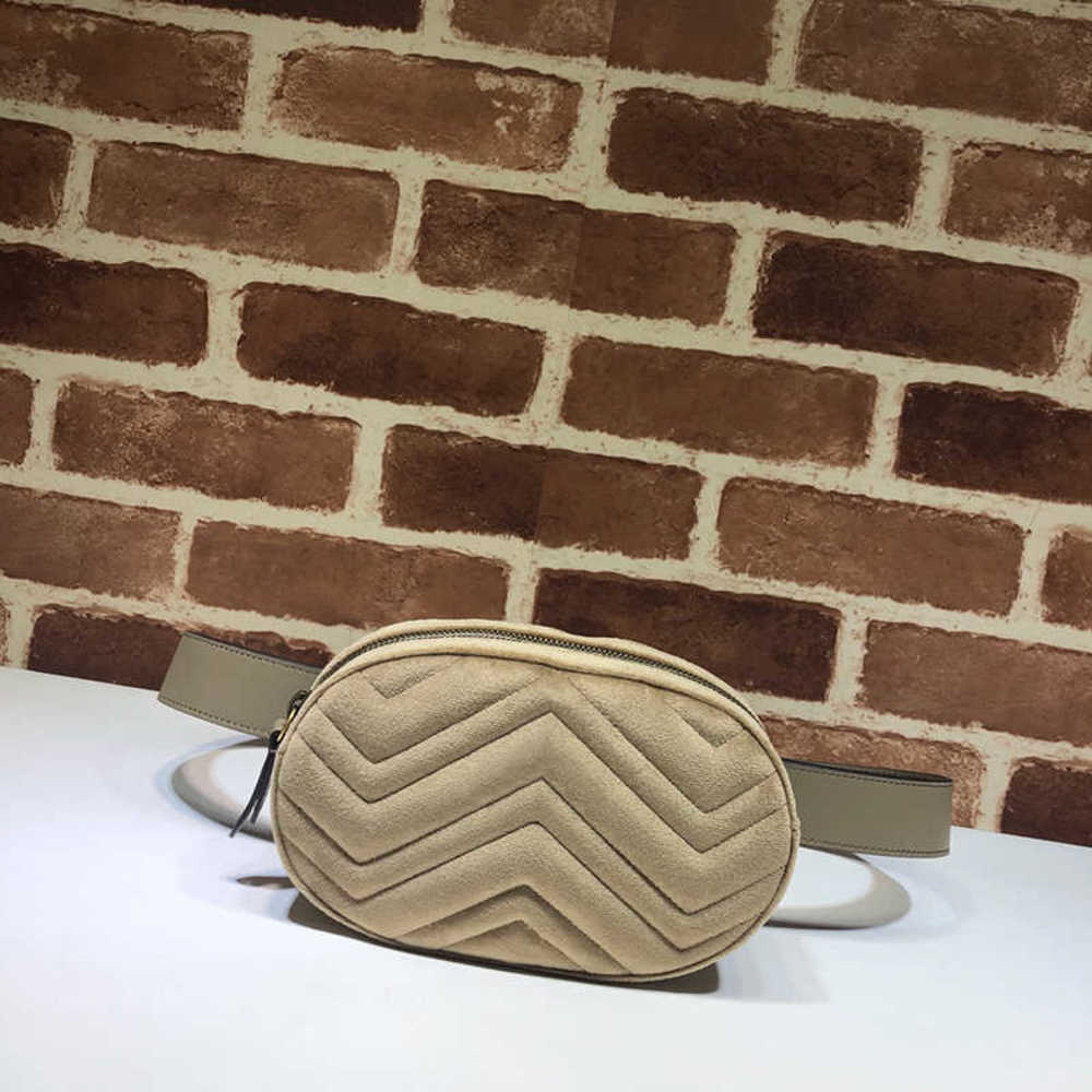 7A+Designers The new series graceful bag Cover Plain 476434 Genuine Leather Versatile Interior Slot Pocket Fashion atmosphere delicate fashion bags
7A+Designers The new series graceful bag Cover Plain 476434 Genuine Leather Versatile Interior Slot Pocket Fashion atmosphere delicate fashion bags