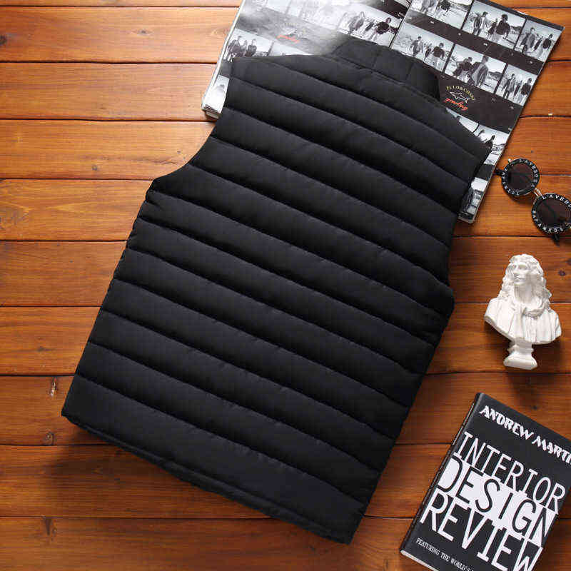 Vest Men Autumn Jackets Thick Vests Man Sleeveless Coats Male Warm Cotton-Padded Waistcoat Men Gilet Veste Hommes 211119