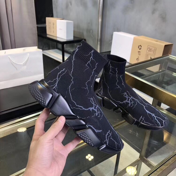 Alexander designer sock sports speed trainers trainer luxury women men runner shoes sneakers sneaker fashion socks boots shoe platform size 34-45, Choose the color
Alexander designer sock sports speed trainers trainer luxury women men runner shoes sneakers sneaker fashion socks boots shoe platform size 34-45, Choose the color