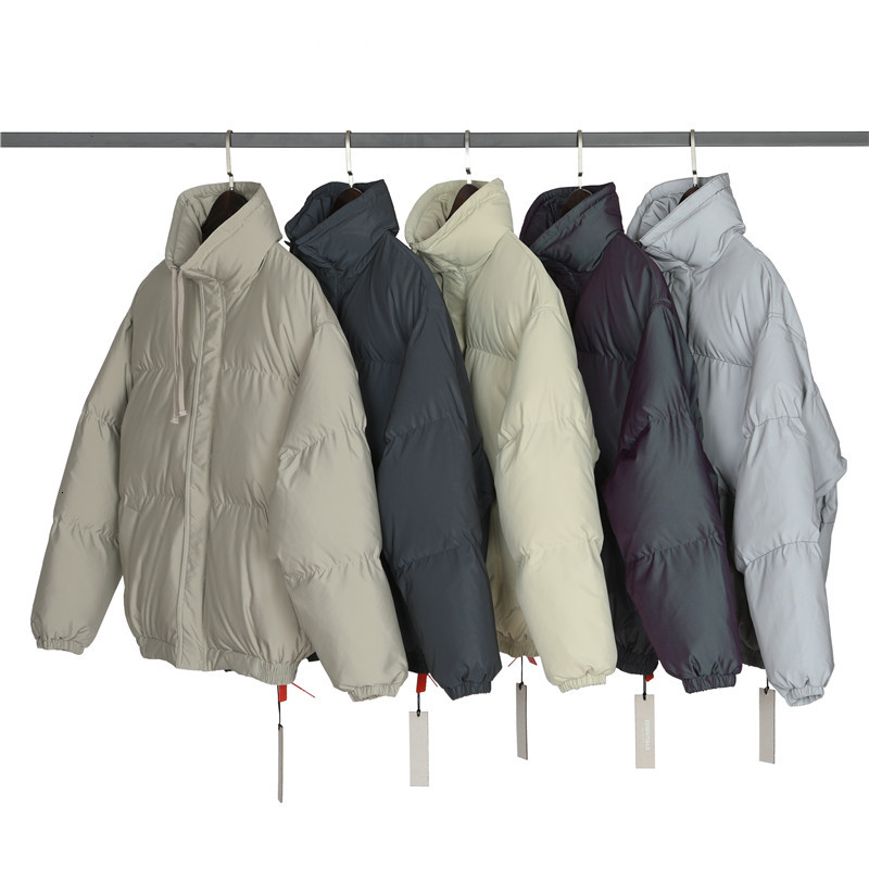 2021 New Reflective Winter Fog Essentials Down Jacket Men Women 1:1 High Quality Zipper Stand Collar Bread Coats Outerwear Clothes Ms5t
2021 New Reflective Winter Fog Essentials Down Jacket Men Women 1:1 High Quality Zipper Stand Collar Bread Coats Outerwear Clothes Ms5t