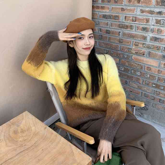 Women's Sweaters Gradient casual loose hoodie o-necked long sleeve tights pullover sweaters women's winter clothes XA3D, 1# shoe box
Women's Sweaters Gradient casual loose hoodie o-necked long sleeve tights pullover sweaters women's winter clothes XA3D, 1# shoe box