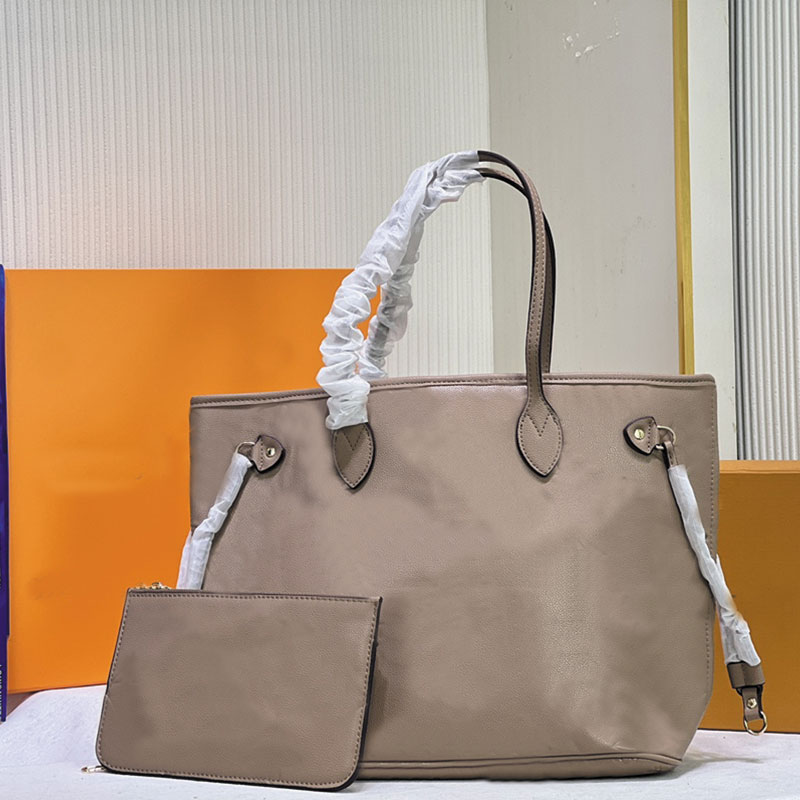 Designer Shoulder Composite Bag Large Tote Bags Handbag Crossbody Shop Bags Women Handbags Genuine Leather Fashion Lettering High Capacity With Mini Purse
Designer Shoulder Composite Bag Large Tote Bags Handbag Crossbody Shop Bags Women Handbags Genuine Leather Fashion Lettering High Capacity With Mini Purse
