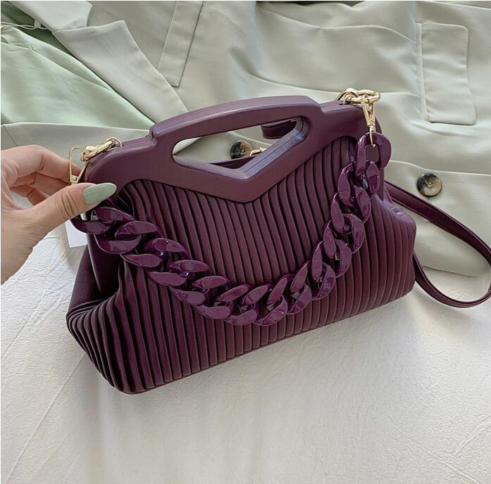 Wholesale women handbags personality triangle chains shoulder bags small fresh candy-colored striped handbag winter solid color leather chain bag 10 colors
Wholesale women handbags personality triangle chains shoulder bags small fresh candy-colored striped handbag winter solid color leather chain bag 10 colors