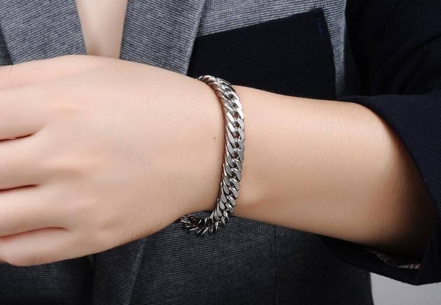 2021 New Arrival Sparkling Hip Hop Vintage Jewelry stainless steel High Quality Crude Women Lucky Promise Men Party Chain Bracelet Gift