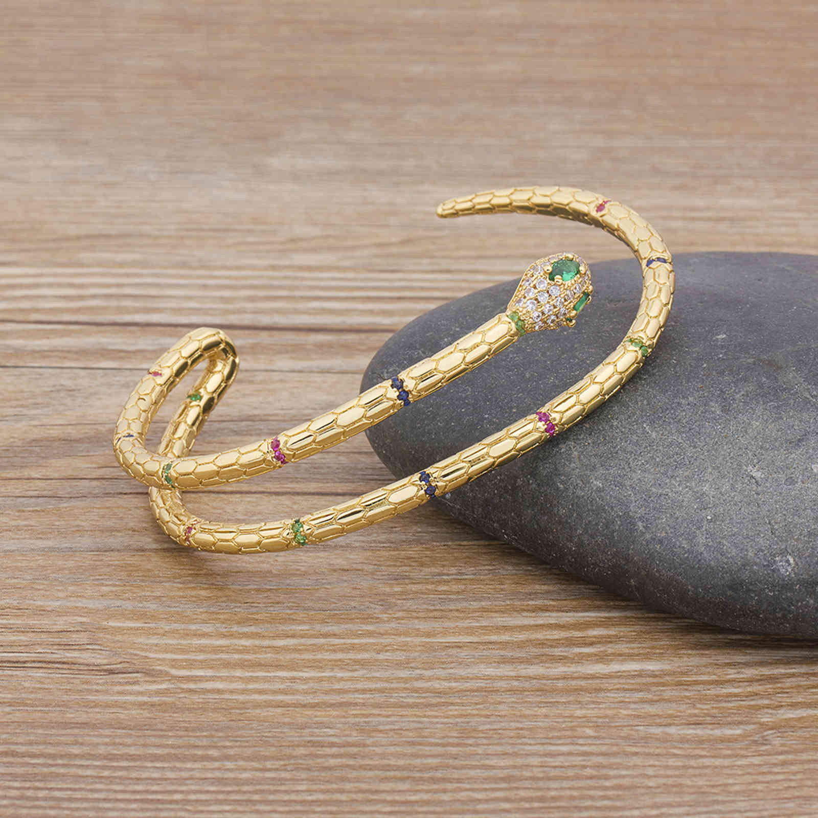 2020 European and American Fashion Copper Cubic Zircon Opening Cuff Adjustable Snake Bangle Jewelry For Women Girls Best Gift
2020 European and American Fashion Copper Cubic Zircon Opening Cuff Adjustable Snake Bangle Jewelry For Women Girls Best Gift