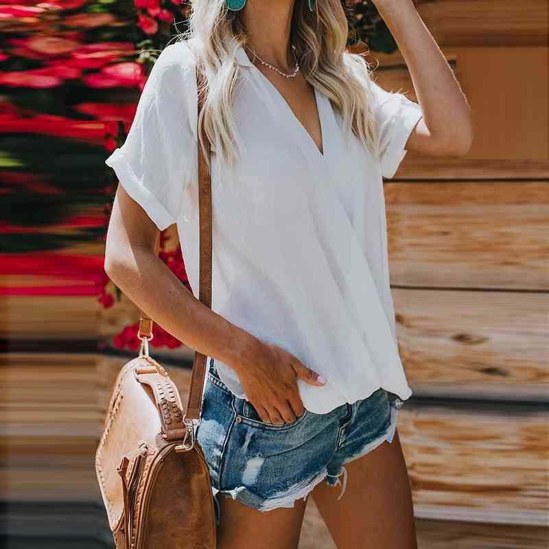 Plus Size High Quality White Loose Chiffon Blouse Shirt Casual Long Sleeve Ladies Blouses Shirts Tunic Women Blusas De Mujer 210603
Plus Size High Quality White Loose Chiffon Blouse Shirt Casual Long Sleeve Ladies Blouses Shirts Tunic Women Blusas De Mujer 210603