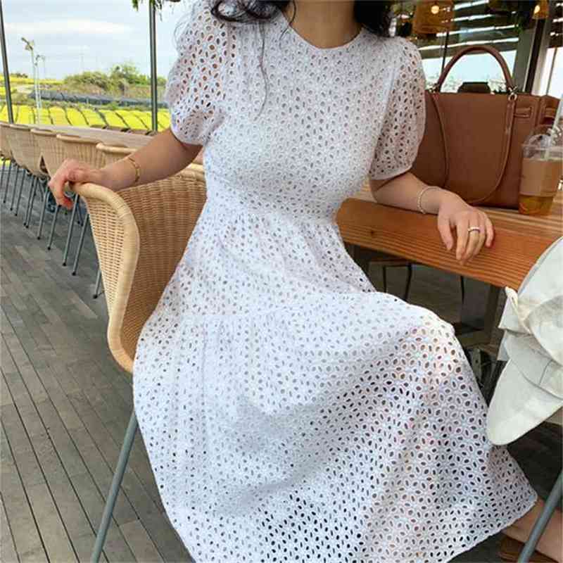 Vintage Women Lace Maxi Dress Casual Loose Solid Chic Korean Dresses Female Sweet Elegant Vestidos Summer Flower 210603, Picture color
Vintage Women Lace Maxi Dress Casual Loose Solid Chic Korean Dresses Female Sweet Elegant Vestidos Summer Flower 210603, Picture color