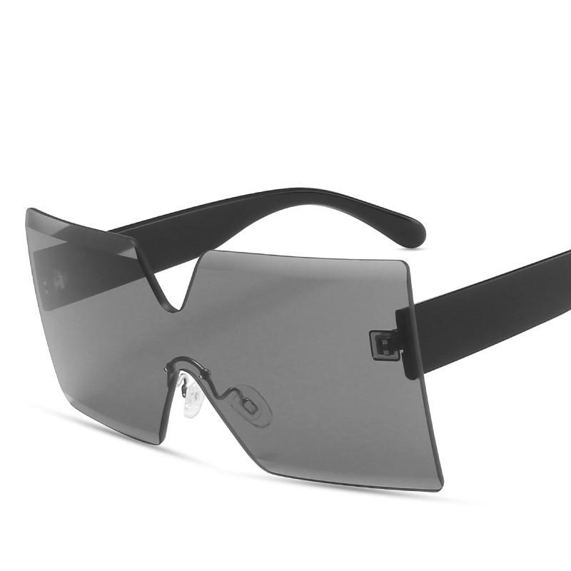 Sunglasses European And American Candy Color Square Box Personality Frameless Cutting Fashion Male Ladies
Sunglasses European And American Candy Color Square Box Personality Frameless Cutting Fashion Male Ladies