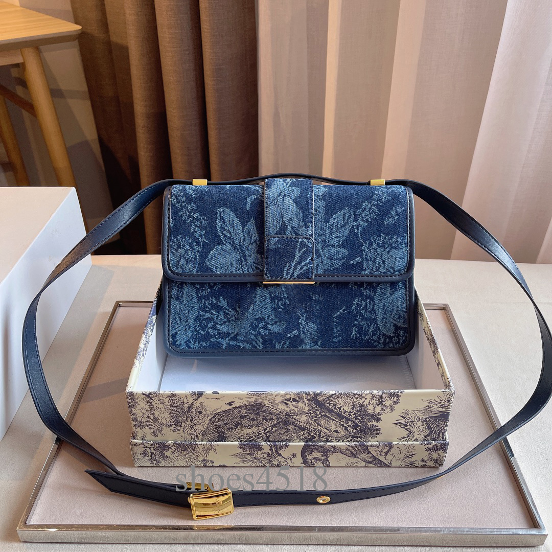 Global limit style Luxury designer bag Women's Clutch Shoulder handBags Leather Handbag Women Messenger Bags Colorful large cNO8, Box
Global limit style Luxury designer bag Women's Clutch Shoulder handBags Leather Handbag Women Messenger Bags Colorful large cNO8, Box
