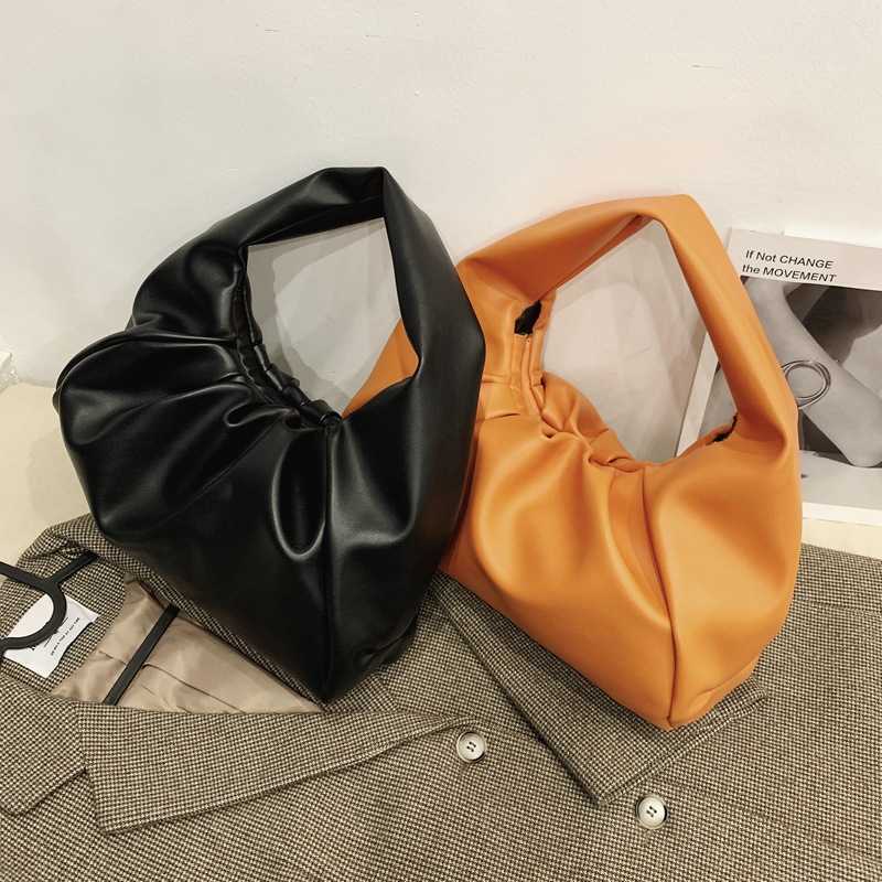 Net red Mona same high-grade wrinkled armpit 2020 new Korean fashion hand-held women's cloud bag, White
Net red Mona same high-grade wrinkled armpit 2020 new Korean fashion hand-held women's cloud bag, White