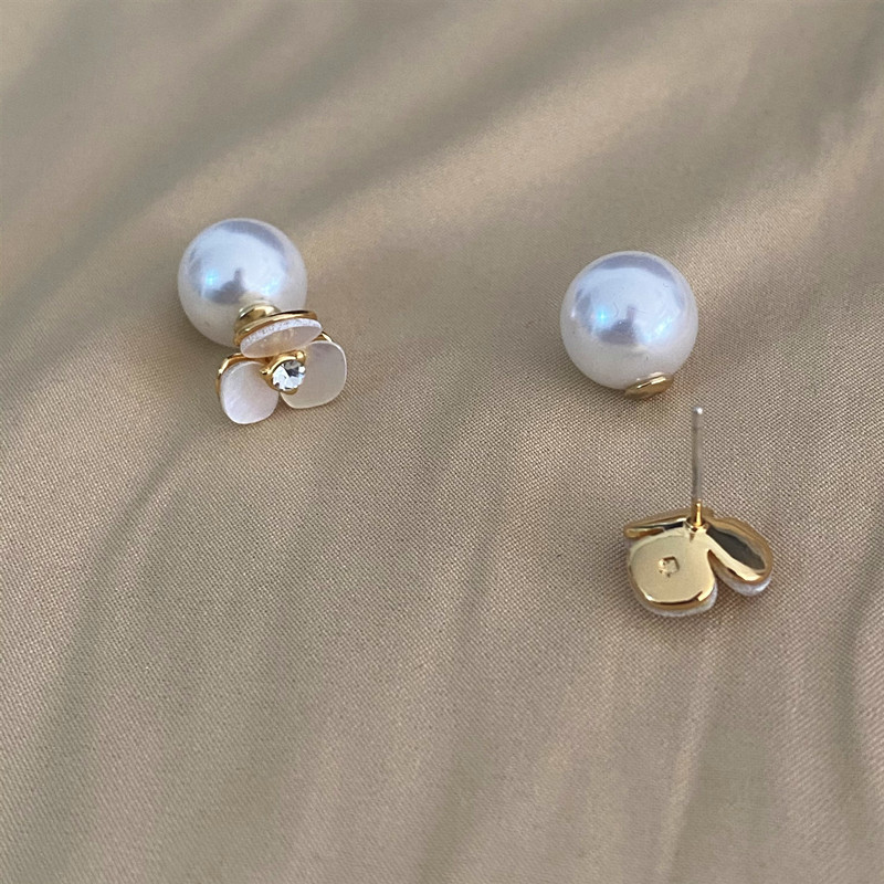 Light luxury niche wild clover Stud mOTHERofpearl earrings peach heart design ladies jewelry party gift