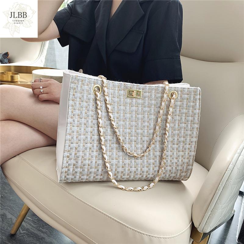Designer Pu Leather Chain Women Shoulder Bag High Quality Large Capacity Ladies Crossbody Bags For Women Messenger Bag Shoulder, 12
Designer Pu Leather Chain Women Shoulder Bag High Quality Large Capacity Ladies Crossbody Bags For Women Messenger Bag Shoulder, 12