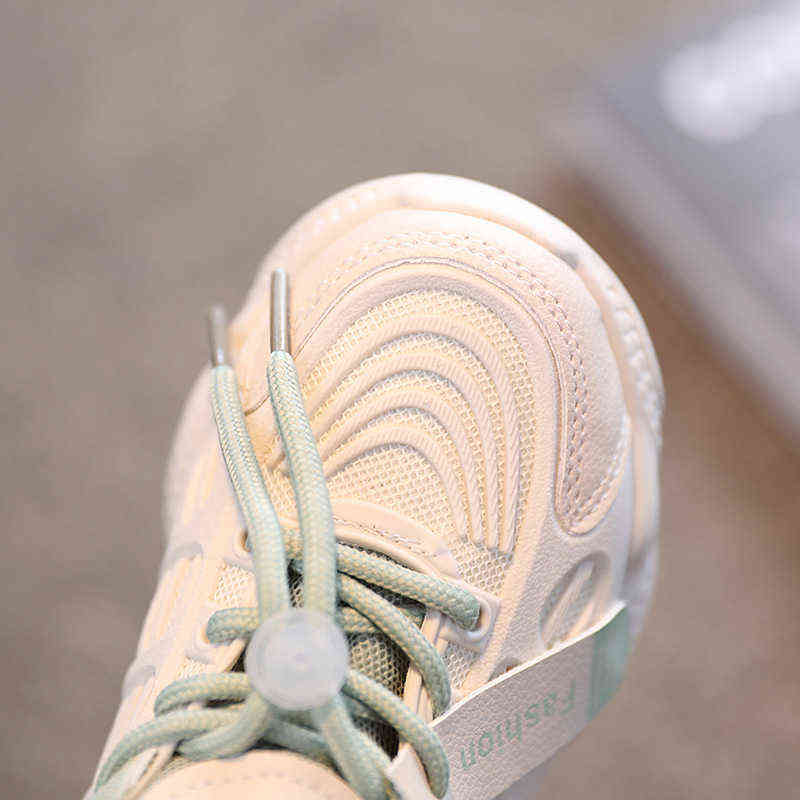 Kids Casual Sneakers for Boys Girls Soft Bottom Lightweight Children Flat Shoes Mesh Shoes Breathable Sports Running Shoes AA220311