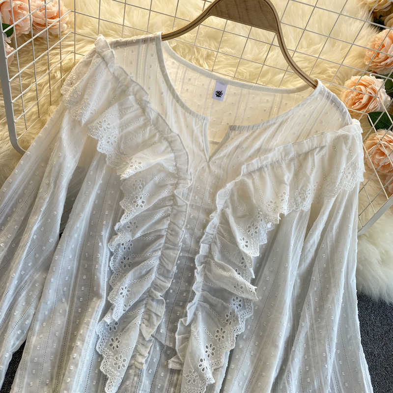 Spring Fashion Women Polka-dot Ruffled Long Sleeve Slim White Shirt Tops Lady Elegant Blusas Mujer De Moda Blouse R352 210527