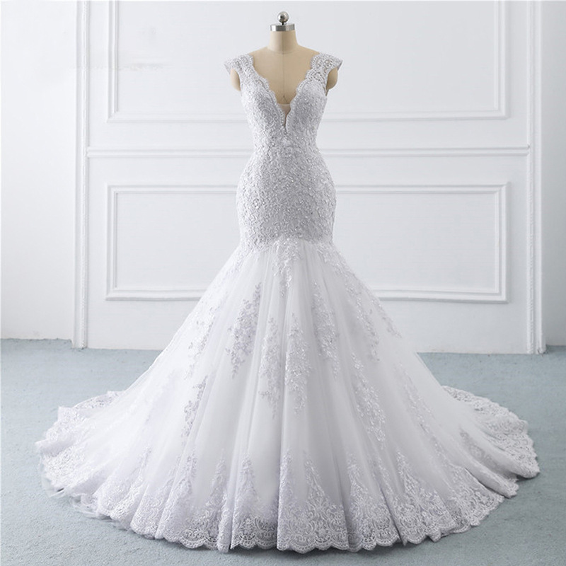 French Style Vintage Mermaid Wedding Gowns With Deep V Neck Backless Zipper Lace 3D-Floral Appliques Elegant Bridal Dresses, White
French Style Vintage Mermaid Wedding Gowns With Deep V Neck Backless Zipper Lace 3D-Floral Appliques Elegant Bridal Dresses, White