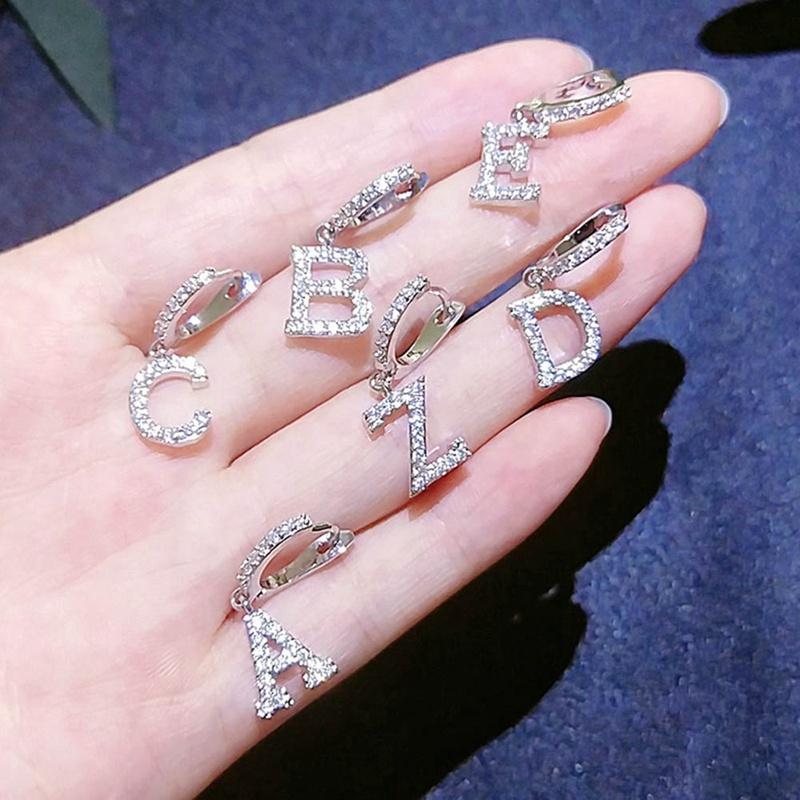 Hoop & Huggie 26 English Letters Zircon Ear Piercing Earring Fashion Silver Color Copper Initial Buckle Earrings For Women Jewelry
Hoop & Huggie 26 English Letters Zircon Ear Piercing Earring Fashion Silver Color Copper Initial Buckle Earrings For Women Jewelry