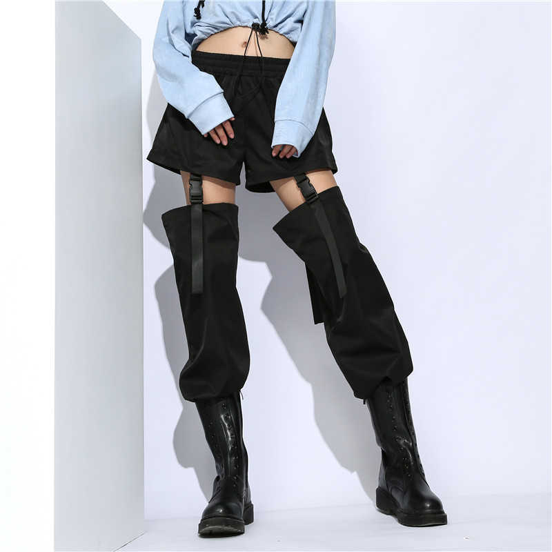 Summer Vintage Casual Women Punk Loose Legs Fashion Harajuku Gothic Ulzzang Drawstring Hollow Cargo Pants Hip Hop Trousers 210608
Summer Vintage Casual Women Punk Loose Legs Fashion Harajuku Gothic Ulzzang Drawstring Hollow Cargo Pants Hip Hop Trousers 210608