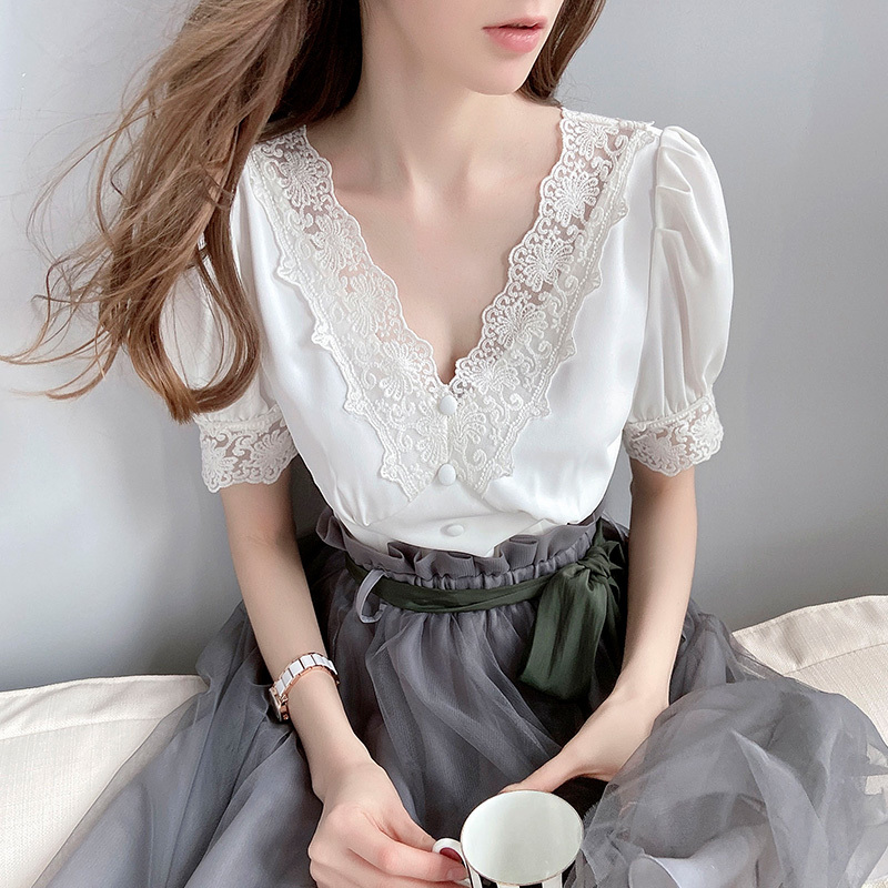 Dabuwawa Elegant Lace Deep V-Neck Blouse Women Casual Solid Puff Sleeve Chiffon Blouses Shirts Tops Office Lady DT1BCF006 210225