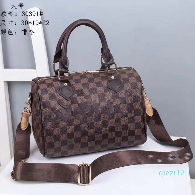 2021 Luxurys Handbag Fashion Women Clutch Bag Lady Totes Purses Crossbody Shoulder Pillow Tote Bags Handbags Wallets Purse Walle, Pls contact us
2021 Luxurys Handbag Fashion Women Clutch Bag Lady Totes Purses Crossbody Shoulder Pillow Tote Bags Handbags Wallets Purse Walle, Pls contact us