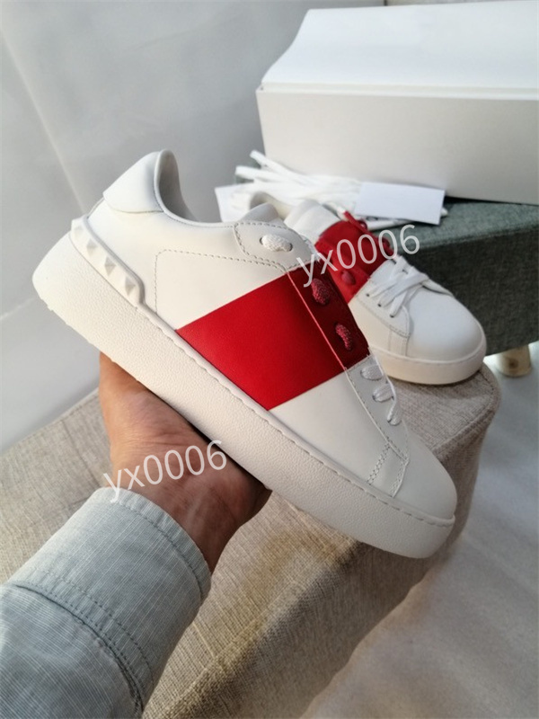 Top Quality Mens Womens Casual 35-45 Shoes Fashion White Black Leather Pelle Appartamento Dress Party Dimensione Running Trainers ht210301, Choose the color
Top Quality Mens Womens Casual 35-45 Shoes Fashion White Black Leather Pelle Appartamento Dress Party Dimensione Running Trainers ht210301, Choose the color