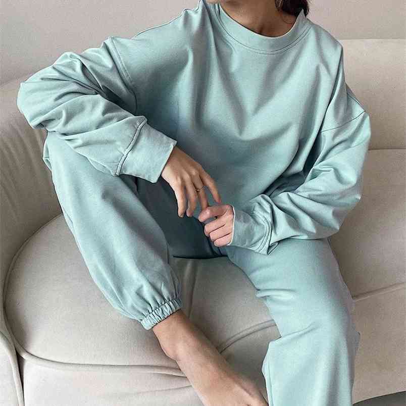 WOTWOY Elastic Waist Casual Sweatshirt Women 2 Pieces Matching Pants Sets Autumn Winter Loose Tracksuits Female Solid Pullovers 210910