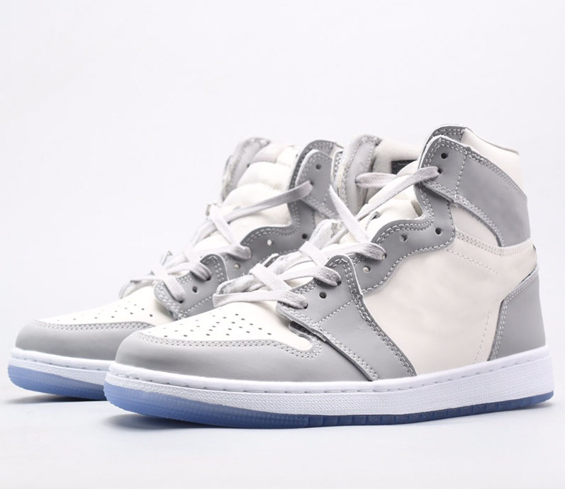 Basketball Shoes 1s high OG men women jumpman 1 mid Light Smoke Grey Black Metallic Gold Obsidian 4s Fire Red Cat mens sneakers
Basketball Shoes 1s high OG men women jumpman 1 mid Light Smoke Grey Black Metallic Gold Obsidian 4s Fire Red Cat mens sneakers
