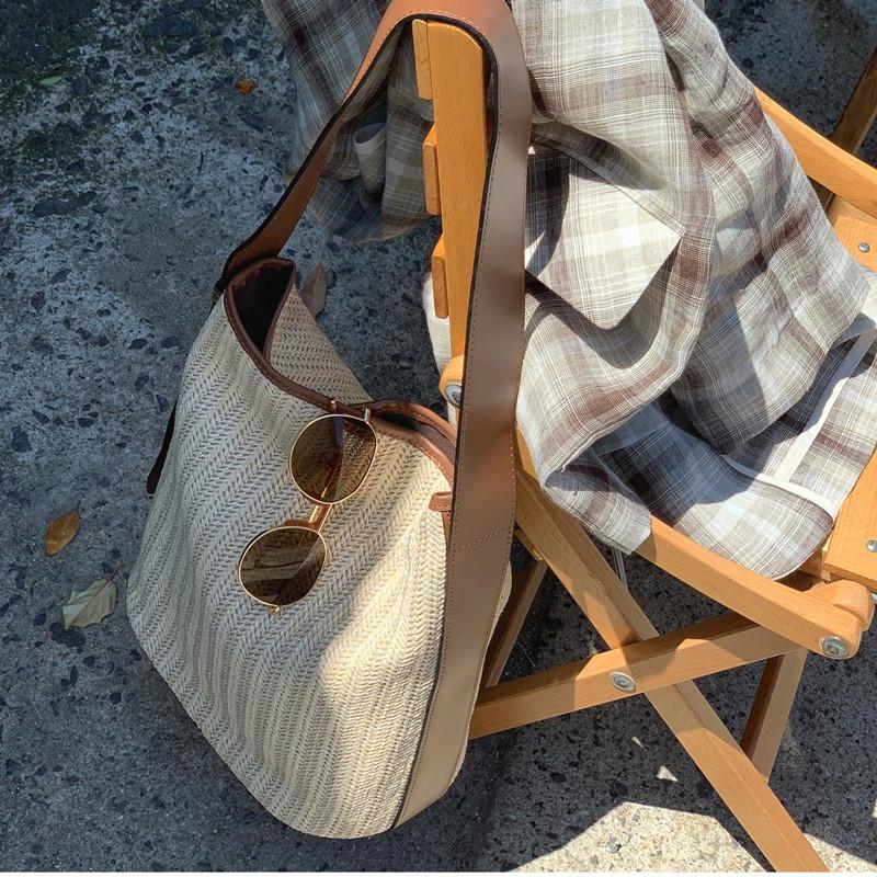 Summer Straw Women Shoulder Bags Large capacity Vacation Beach bag Female Tote Bag Ladies handbags designer bolsa feminine, Beige
Summer Straw Women Shoulder Bags Large capacity Vacation Beach bag Female Tote Bag Ladies handbags designer bolsa feminine, Beige