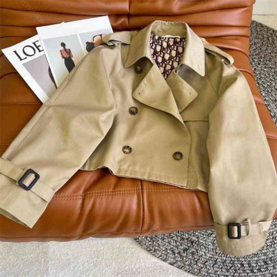 Designer women short windbreaker coat long sleeve khaki jackets double-breasted high-end waist coats hoodies brand casual clothes womens wholesale cd1
Designer women short windbreaker coat long sleeve khaki jackets double-breasted high-end waist coats hoodies brand casual clothes womens wholesale cd1