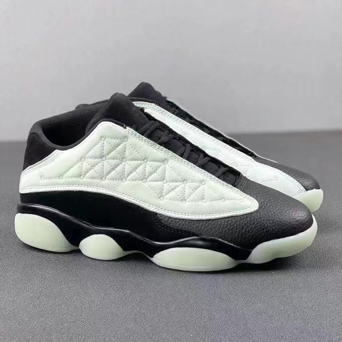 2021 jumpman 13s basketball shoes 13j red sneakers flint men athletic with box size7-13 
2021 jumpman 13s basketball shoes 13j red sneakers flint men athletic with box size7-13