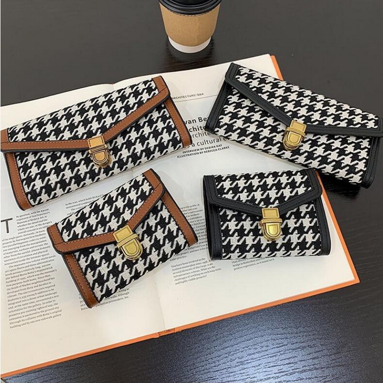 Women's Wallet free shipping 2021 Women Leather With Wallets For Men Houndstooth Purse Fashion Men long short Wallets With Box
Women's Wallet free shipping 2021 Women Leather With Wallets For Men Houndstooth Purse Fashion Men long short Wallets With Box