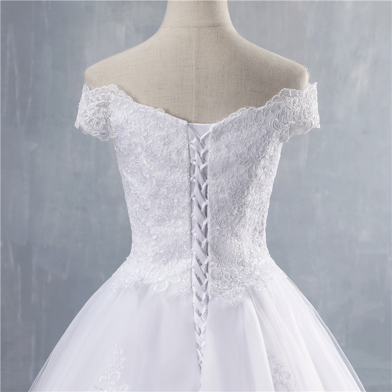ZJ9143 2021 Ball Gown Off The Shoulder Wedding Dresses Short Sleeves Bridal Dress White Ivory Lace Appliques