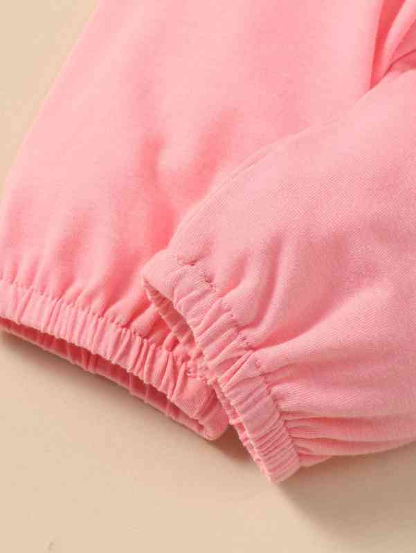 Baby Rose & Letter Graphic Tee & Sweatpants SHE