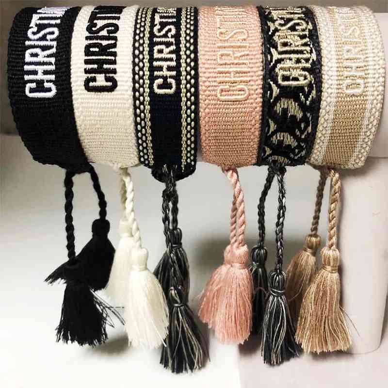Light Luxury Fabric Woven Letters Ladies Bracelet Adjustable Thread Wrist Strap Boho Wrap Wholesale Bracelets for Women
Light Luxury Fabric Woven Letters Ladies Bracelet Adjustable Thread Wrist Strap Boho Wrap Wholesale Bracelets for Women