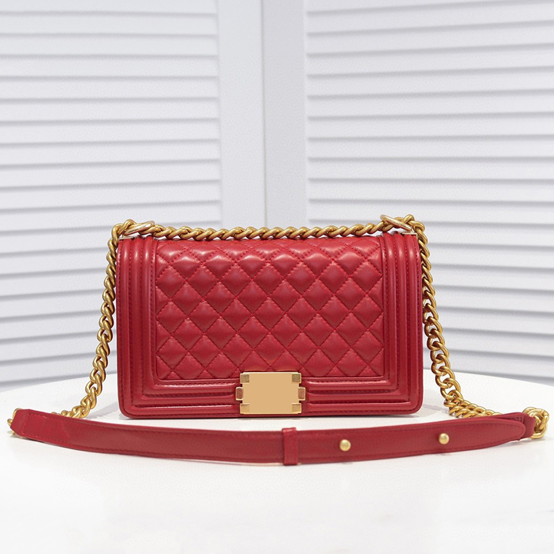 Luxurys Designers Bags Channel Women Bags Handbags919 Fashion Chain shoulder bag Diamond Lattice BOY Handbag Lambskin & Silver/Gold -Red
Luxurys Designers Bags Channel Women Bags Handbags919 Fashion Chain shoulder bag Diamond Lattice BOY Handbag Lambskin & Silver/Gold -Red