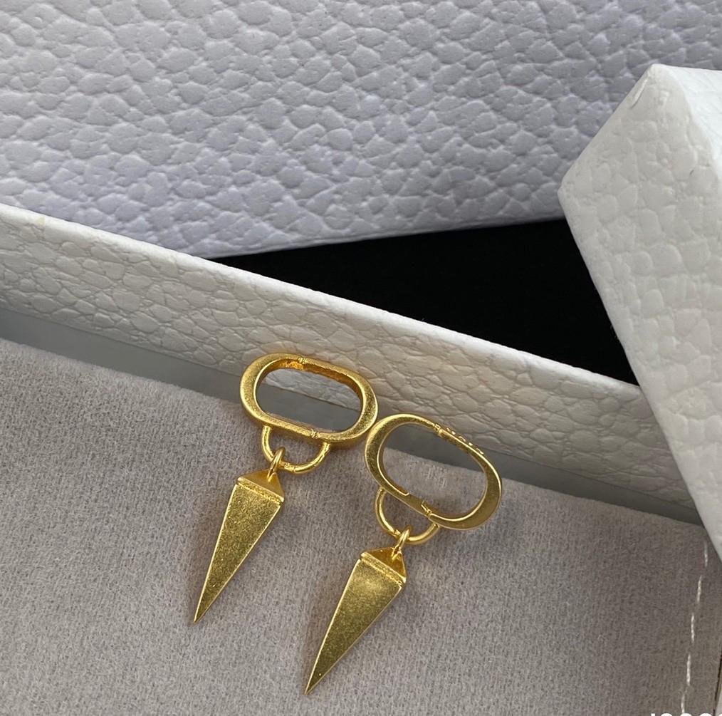 Individuality Designers Stud Stainless Steel Elegant Earrings For Lover Gifts Street
Individuality Designers Stud Stainless Steel Elegant Earrings For Lover Gifts Street