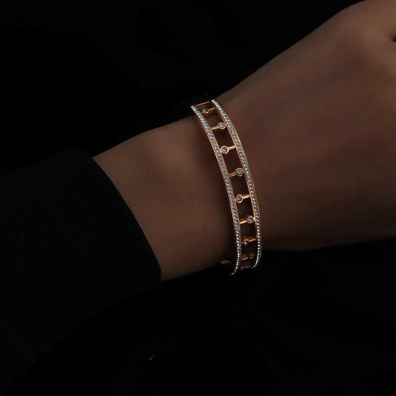 2021 New Stainless Steel Jewelry Widened Zircon Sky Star Clasp Bracelet Women's Fashionable and Shining Bracelet Bsz148 Q0720
2021 New Stainless Steel Jewelry Widened Zircon Sky Star Clasp Bracelet Women's Fashionable and Shining Bracelet Bsz148 Q0720
